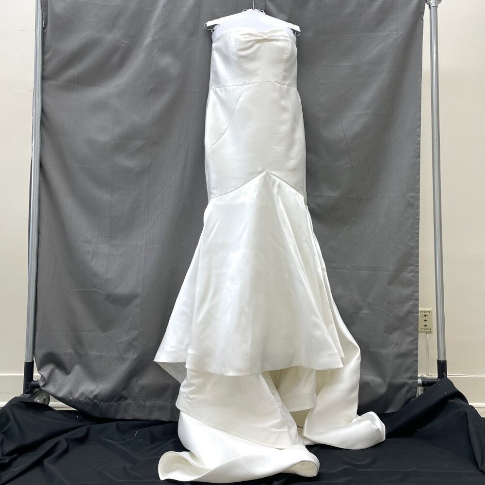 Pronovias "Oberon" Plus Size Mikado Mermaid Wedding Dress - Picture 5 of 13